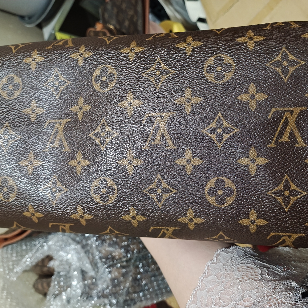 Louis Vuitton Brown Monogram Handbag Montorguiel - Picture 6 of 17